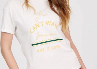 Γυναικείο λευκό t-shirt με στάμπα - SOU - 