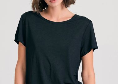 Γυναικείο μονόχρωμο t-shirt από βισκόζη - FUNKY BUDDHA - 