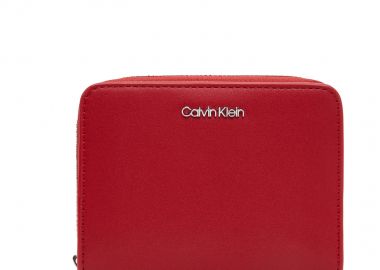 Γυναικείο Πορτοφόλι Calvin Klein Medium Zip Around K60K611937 IMV Κόκκινο - Calvin Klein - 