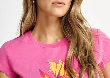 Γυναικείο slim t-shirt με τύπωμα - FUNKY BUDDHA - 