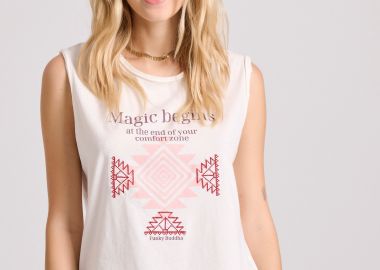 Γυναικείο t-shirt με bohemian τύπωμα και raw cuts - FUNKY BUDDHA - 