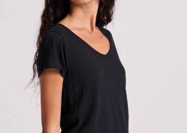 Γυναικείο t-shirt με Funky Buddha τύπωμα στην πλάτη - FUNKY BUDDHA - 