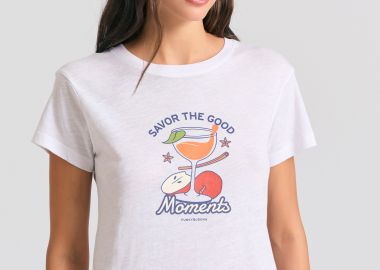 Γυναικείο t-shirt με graphic τύπωμα στο στήθος - FUNKY BUDDHA - 