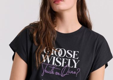 Γυναικείο t-shirt με pop art τύπωμα στην πλάτη - FUNKY BUDDHA - 