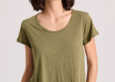 Γυναικείο t-shirt με στρογγυλή λαιμόκοψη - The essentials - FUNKY BUDDHA - 