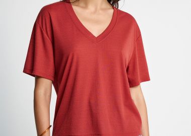 Γυναικείο t-shirt με V λαιμόκοψη - FUNKY BUDDHA - 