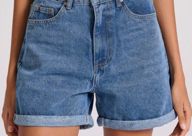 Γυναικείο τζιν σορτς με ρεβέρ - FUNKY BUDDHA - 