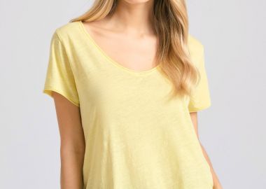 Γυναικείο V-neck t-shirt με raw edges - The essentials - FUNKY BUDDHA - 