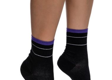 ΓΥΝΑΙΚΕΙΑ ΒΑΜΒΑΚΕΡΗ ΚΑΛΤΣΑ ΜΕ ΣΧΕΔΙΟ ΛΕΠΤΗ ΡΙΓΑ LUREX 3132-3 ΜΑΥΡΟ - INIZIO - 