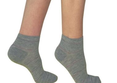 ΓΥΝΑΙΚΕΙΑ BAMBOO ΗΜΙΚΟΝΤΗ ΚΑΛΤΣΑ ΜΕ ΣΧΕΔΙΟ ΛΕΠΤΗ ΡΙΓΑ ΓΚΛΙΤΕΡ 3910-1 ΓΚΡΙ - INIZIO - 