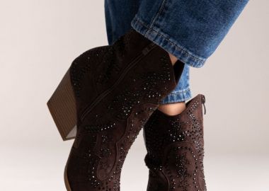 Ideal shoes Μποτάκια Κάουμποϋ με στρας - 9676A - Καφέ Σουέτ - Ideal shoes - 
