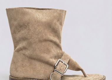 Ideal shoes Μποτάκια με λουράκι ανάμεσα στα δάχτυλα - 2850 - Taupe Σουέτ - Ideal shoes - 