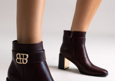 Ideal shoes Μποτάκια με ψηλό χοντρό τακούνι - 6381A - Βουργουνδί Ματ - Ideal shoes - 
