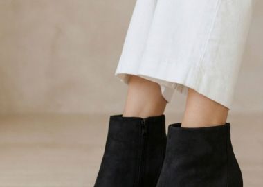 Ideal shoes Μποτάκια με τακούνι στιλέτο - 8756 - Μαύρο Σουέτ - Ideal shoes - 