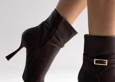 Ideal shoes Μυτερά Μποτάκια Μποτάκια με Τακούνι Στιλέτο - 5271 - Σκούρο Καφέ Ματ - Ideal shoes - 