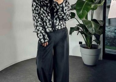 ΚΙΚΟ βελούδινο παντελόνι σε ίσια γραμμή με λάστιχο στη μέση (Μαυρο) - SOU - 