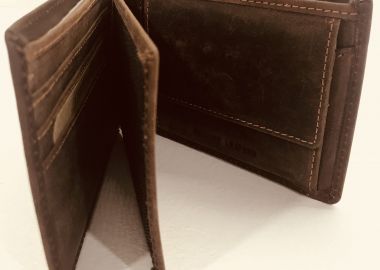 Κλασσικό Δερμάτινο Πορτοφόλι -  - 