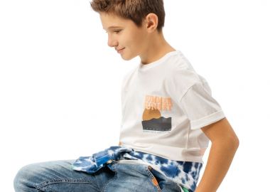 Κοντομάνικη μπλούζα με τύπωμα για αγόρι - Εκρού 13-224044-5 - energiers - 