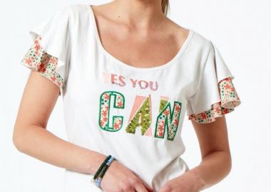 ΚΟΝΤΟΜΑΝΙΚΗ ΜΠΛΟΥΖΑ ΜΕ ΤΥΠΩΜΑ 