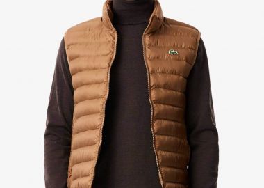 Lacoste ανδρικό αμάνικο μπουφάν αδιάβροχο με καπιτονέ σχέδιο και κεντημένο λογότυπο Classic Fit - BH2886-00 Ταμπά - LACOSTE - 