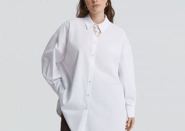 Λευκό πουκάμισο με διακοσμητική αλυσίδα στον γιακά - MAT FASHION - 