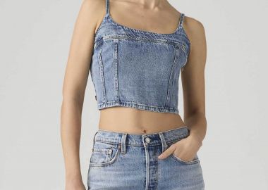 Levi's® γυναικείο denim τοπ αμάνικο cropped Slim Fit 