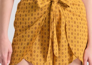 Linen blend σορτς με δέσιμο στη μέση - FUNKY BUDDHA - 