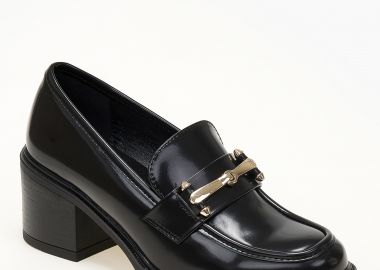 Loafers με χοντρό τακούνι και μεταλλική λεπτομέρεια - Μαύρο - Issue - 