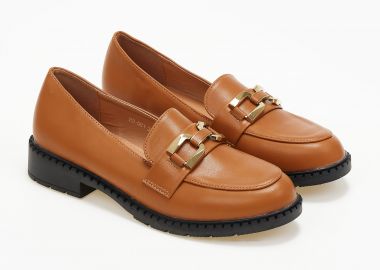 Loafers με διακοσμητική αγκράφα - Κάμελ - Issue - 