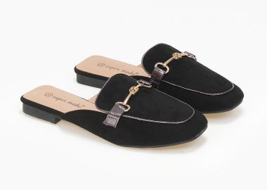 Loafers με διακοσμητική αγκράφα - Μαύρο - Issue - 