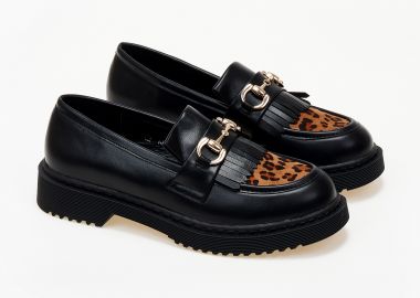 Loafers με κρόσια και αγκράφα - Λεοπάρ - Issue - 