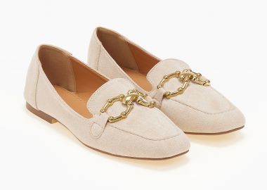 Loafers με suede υφή και μεταλλική αγκράφα - Μπεζ - Issue - 