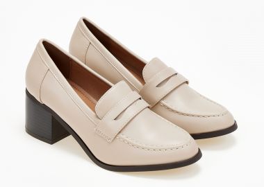 Loafers με τακούνι - Μπεζ - Issue - 