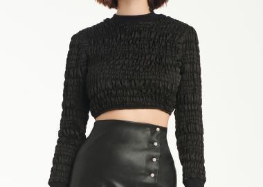 Long Sleeved Cropped Top In Black - Cutcuutur - 