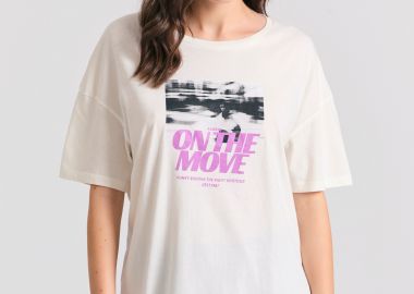 Loose fit γυναικείο t-shirt με φωτογραφικό τύπωμα - FUNKY BUDDHA - 