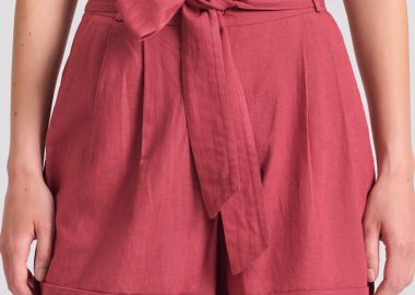 Loose fit linen blend σορτς με πιέτες και ζώνη - FUNKY BUDDHA - 