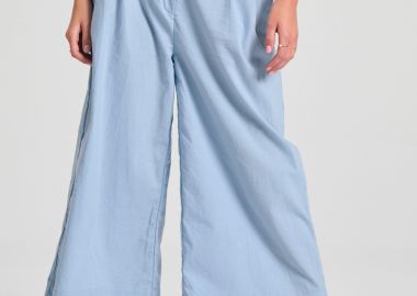 Loose fit παντελόνι με πιέτες στη μέση - FUNKY BUDDHA - 