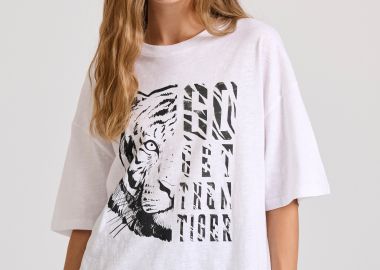Loose fit t-shirt με τύπωμα στο στήθος - FUNKY BUDDHA - 