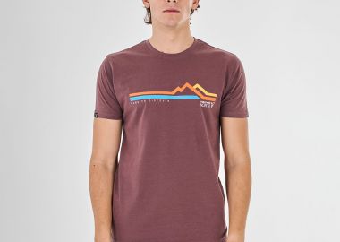 MAGNETIC NORTH MEN'S DARE TO DISCOVER T-SHIRT ΚΟΚΚΙΝΟ - MAGNETIC NORTH - 