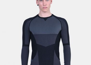 MAGNETIC NORTH THERMAL SEAMLESS TOP ΜΑΥΡΟ - MAGNETIC NORTH - 