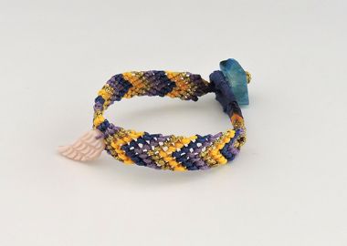 Μακραμέ βραχιόλι με φίλντισι φτερό -  - 
