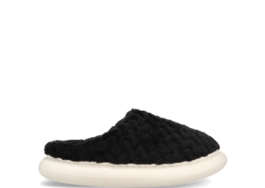 Μαύρη χνουδωτή παντόφλα - MIGATO - 