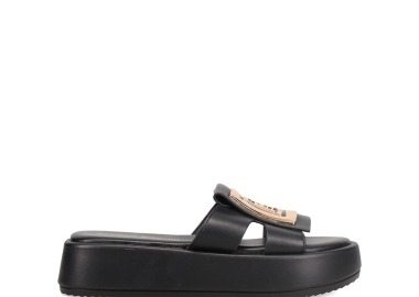 Μαύρο flatform σανδάλι - LAURA BIAGIOTTI - 