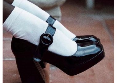 ΜΑΥΡΗ ΓΟΒΑ ΜΕ ΜΠΑΡΕΤΑ- CHER - fashionroom - 