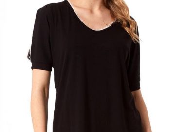 ΜΑΥΡΗ ΜΠΛΟΥΖΑ ΜΕ ΑΝΟΙΓΜΑ ΣΤΟΥΣ ΩΜΟΥΣ - Anna Raxevsky - 