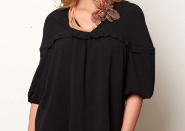 ΜΑΥΡΗ ΜΠΛΟΥΖΑ ΜΕ ΒΟΛΑΝ - Anna Raxevsky - 