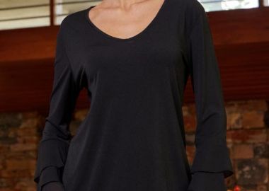 ΜΑΥΡΗ ΜΠΛΟΥΖΑ ΜΕ ΒΟΛΑΝ ΚΑΙ ΦΑΣΑ ΜΕ ΚΡΟΣΙΑ - Anna Raxevsky - 