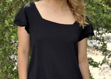 ΜΑΥΡΗ ΜΠΛΟΥΖΑ ΜΕ ΒΟΛΑΝ ΣΤΑ ΜΑΝΙΚΙΑ - Anna Raxevsky - 