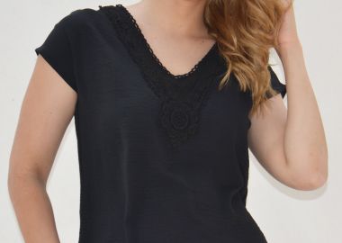 ΜΑΥΡΗ ΖΑΠΟΝΕ ΜΠΛΟΥΖΑ ΜΕ ΔΑΝΤΕΛΑ - Anna Raxevsky - 