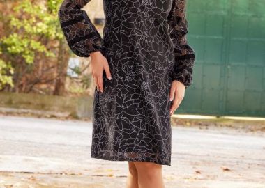 ΜΑΥΡΟ ΦΟΡΕΜΑ ΜΕ ΔΙΑΦΑΝΕΙΑ ΚΑΙ BALLOON ΜΑΝΙΚΙΑ - Anna Raxevsky - 